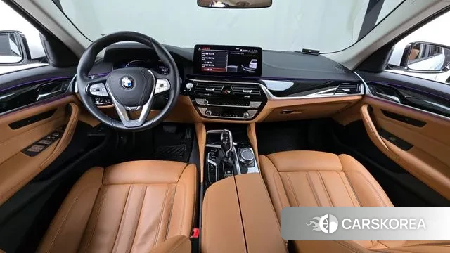 BMW 5 Series (G30) id 3788057 из Кореи 17