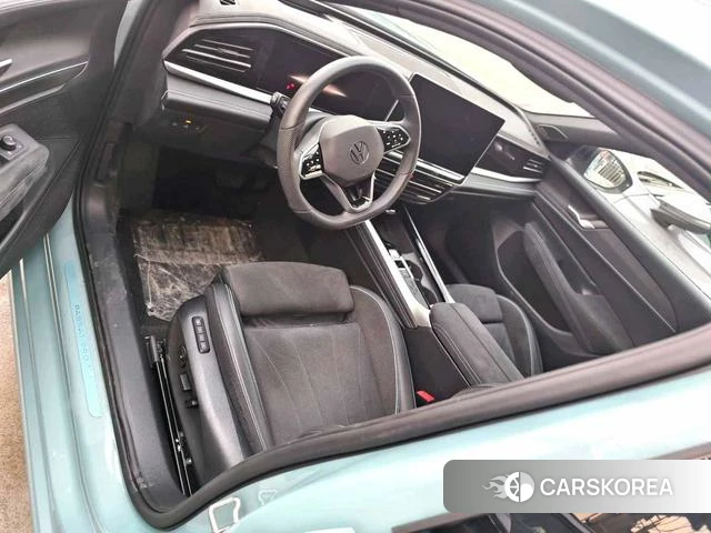 Volkswagen Passat id 4263057 из Китая 7