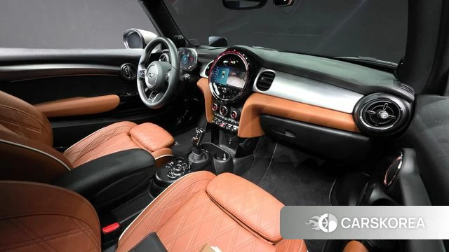 Mini Cooper S id 4389337 из Кореи 28