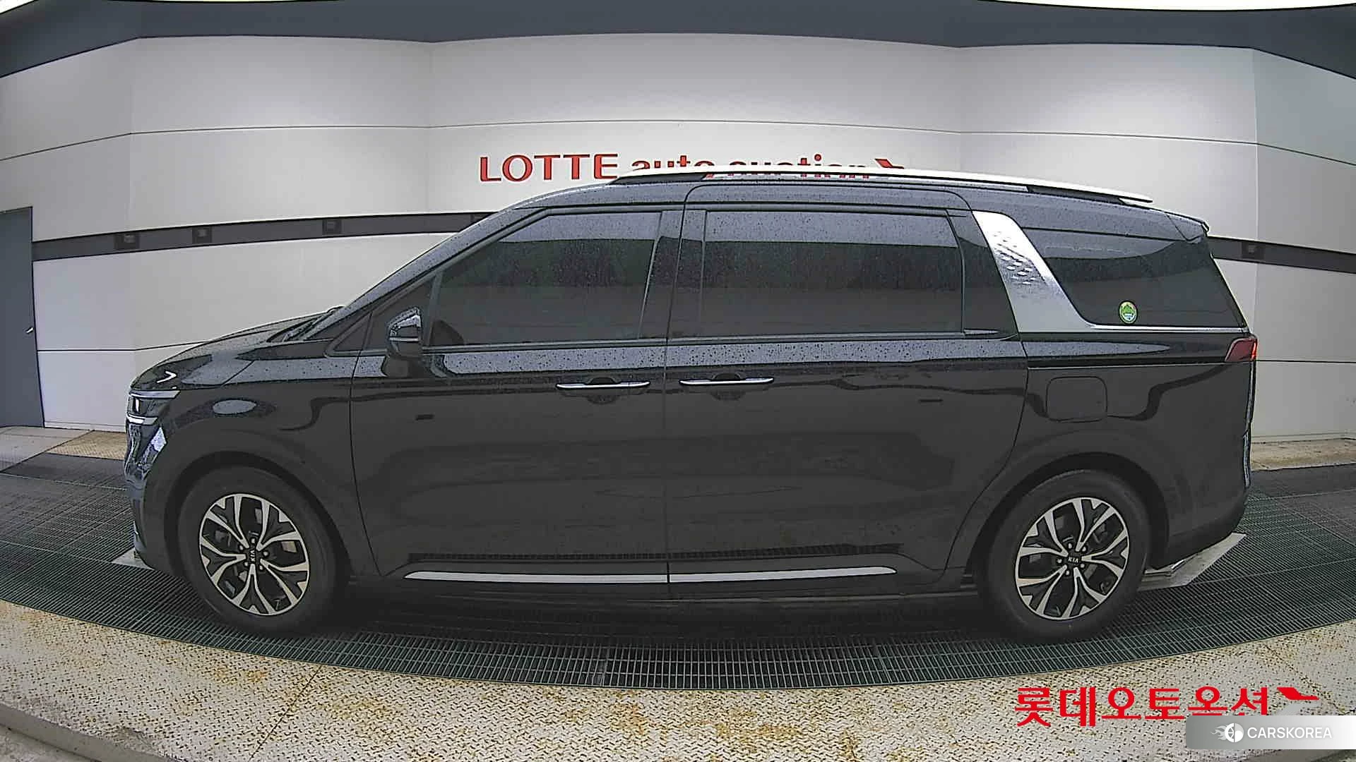 Kia Carnival id 4352408 из Кореи 35