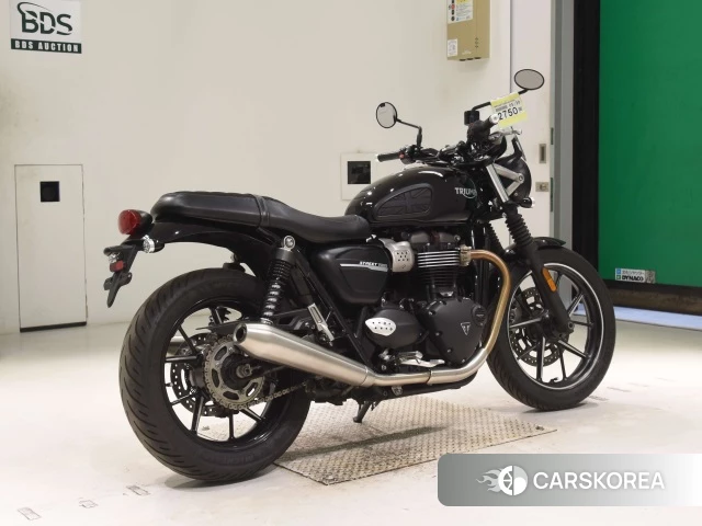 Triumph STREET TWIN 2019 из Японии, фото 3