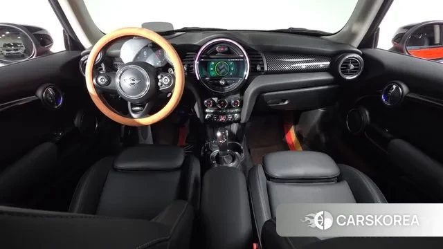 Mini Cooper S id 2902046 из Кореи 17