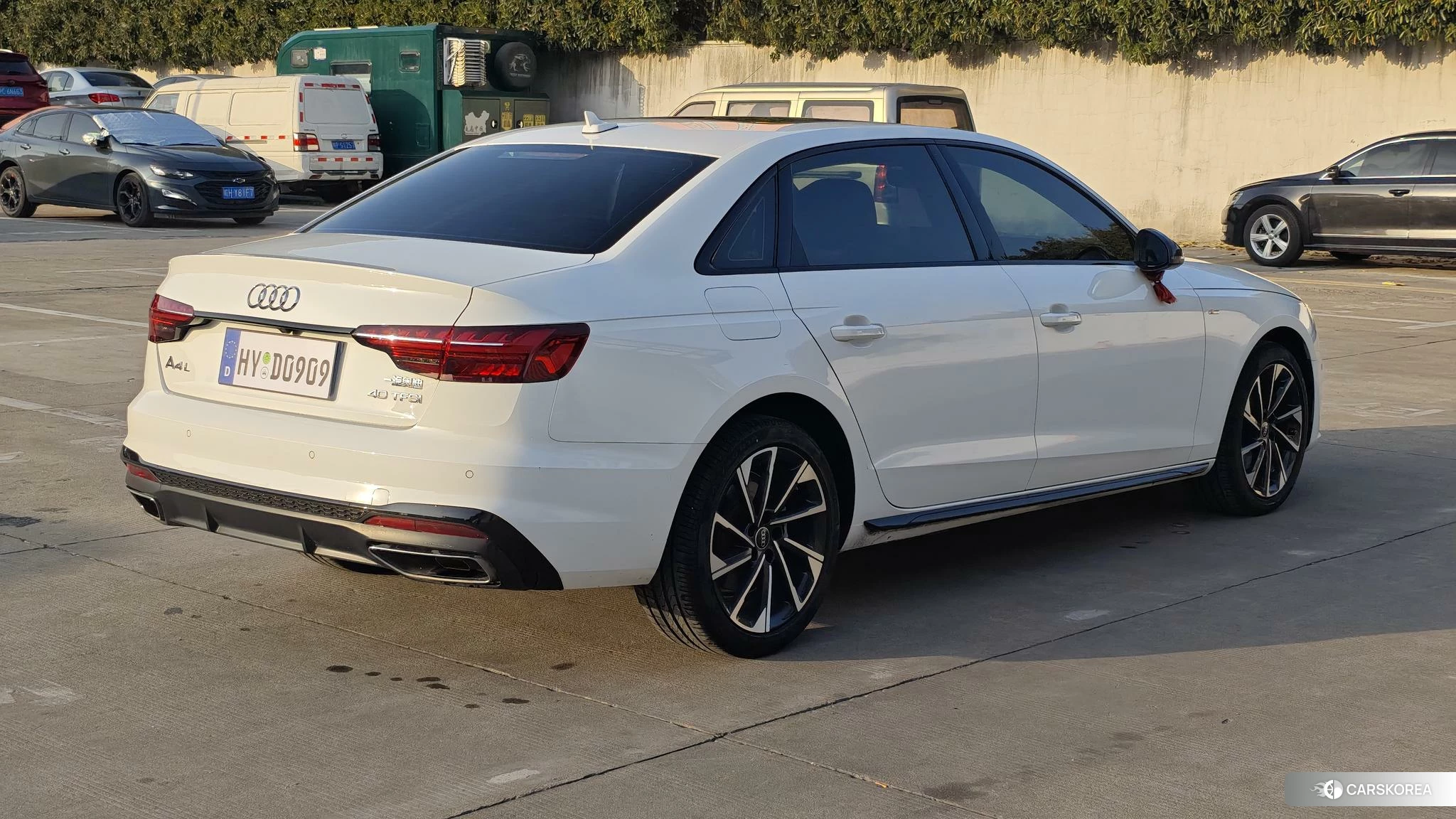 Audi A4L id 4467476 из Китая 7