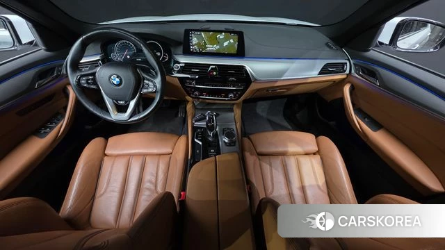 BMW 5 Series (G30) id 3853883 из Кореи 17