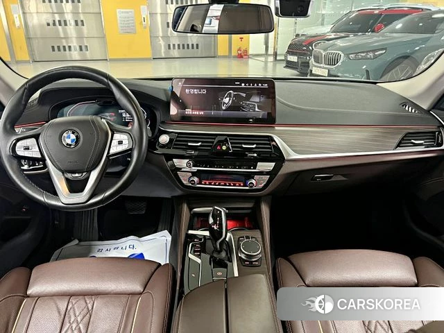 BMW 5 Series (G30) id 4355986 из Кореи 17