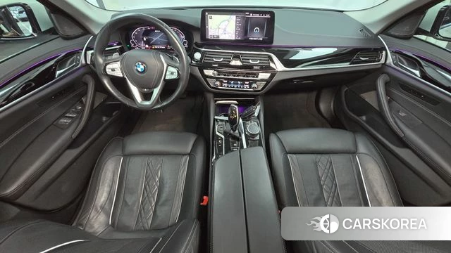 BMW 5 Series (G30) id 4482275 из Кореи 31