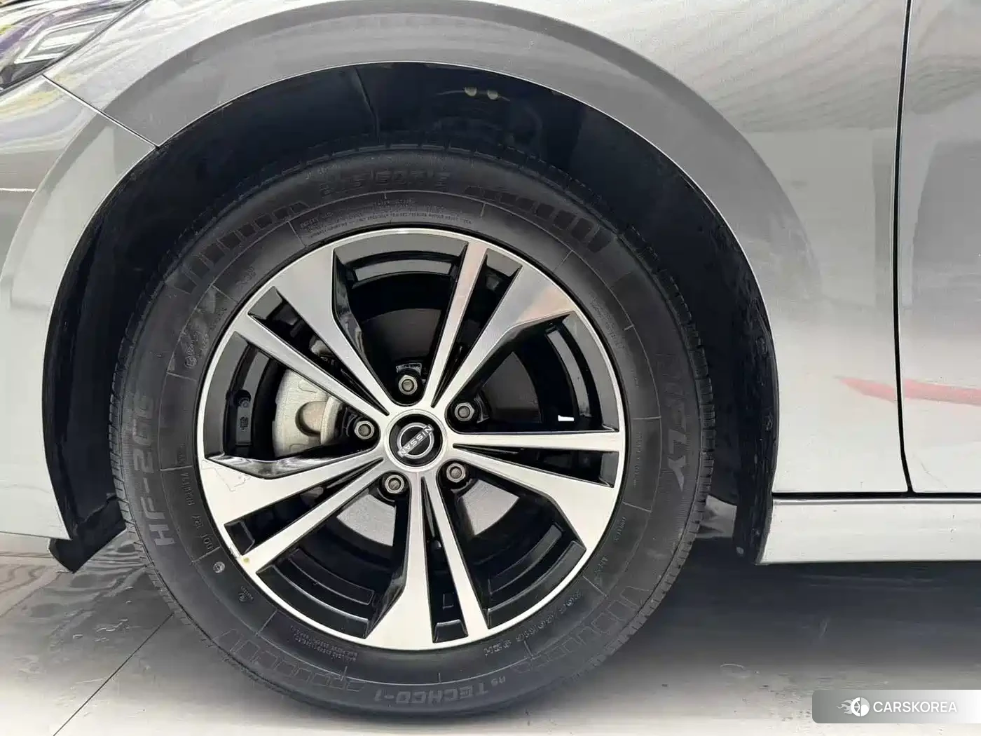 Nissan Sylphy id 4553707 из Китая 17