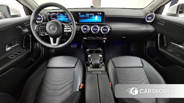Mercedes-Benz A-Class W177 id 4519896 из Кореи 26