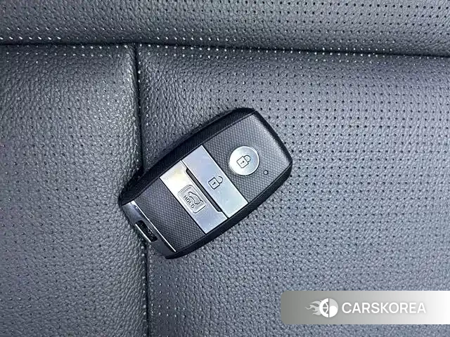 Kia KX7 id 4686144 из Китая 15