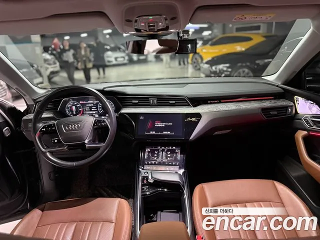 Audi e-Tron id 2685376 из Кореи 17