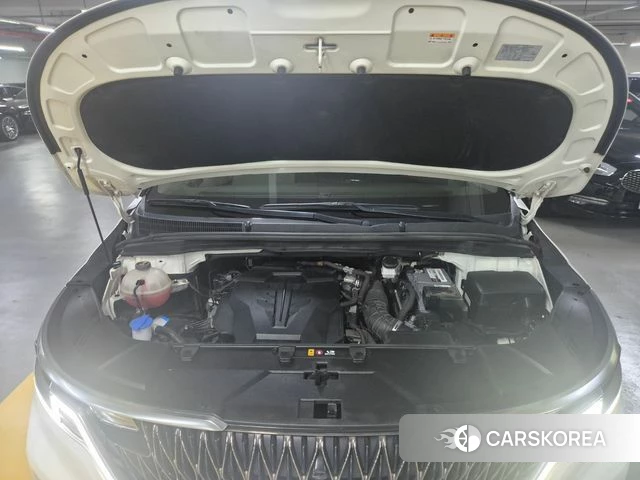 Kia The New Carnival id 4458576 из Кореи 17