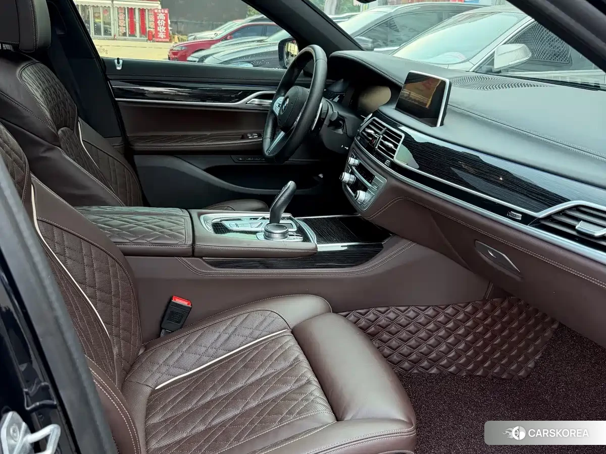 BMW 7 series id 4679856 из Китая 15