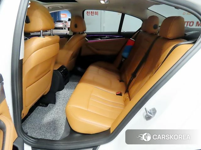 BMW 5 Series (G30) id 4748313 из Кореи 17