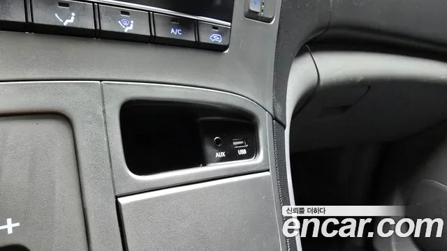 Hyundai The New Grand Starex id 2648001 из Кореи 17