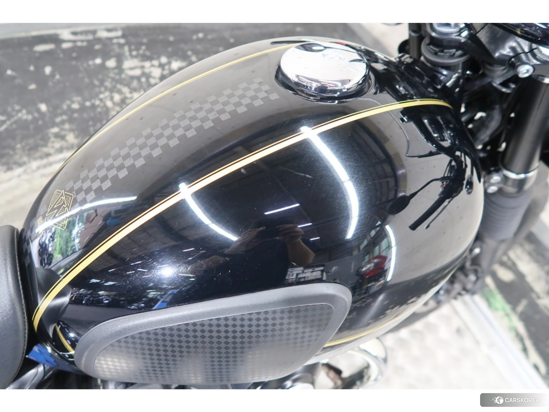 Kawasaki W800 CAFE id 4192817 из Японии 28