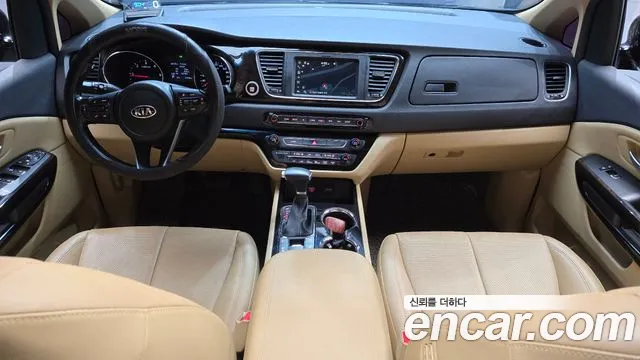 Kia The New Carnival id 2707897 из Кореи 17