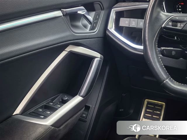 Audi Q3 id 4264096 из Китая 24