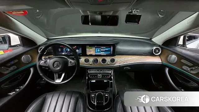 Mercedes-Benz E-Class W213 id 3096273 из Кореи 17