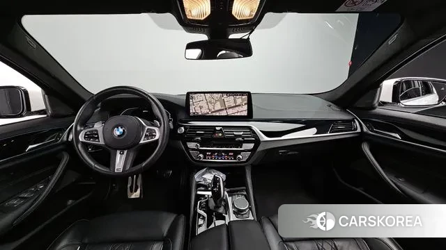 BMW 5 Series (G30) id 3488906 из Кореи 17