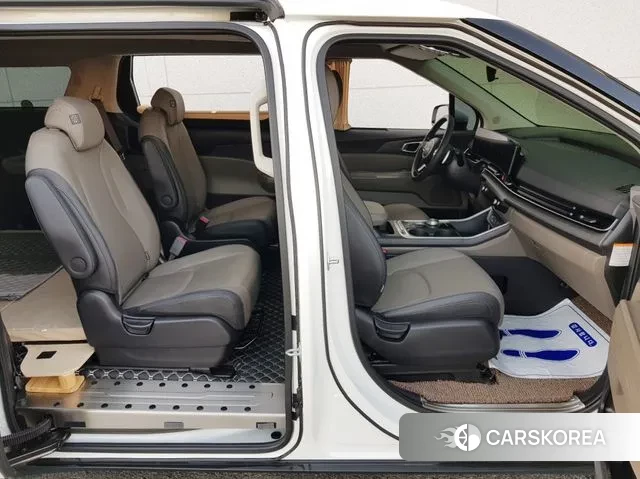 Kia The New Carnival 4th Generation id 3639015 из Кореи 17