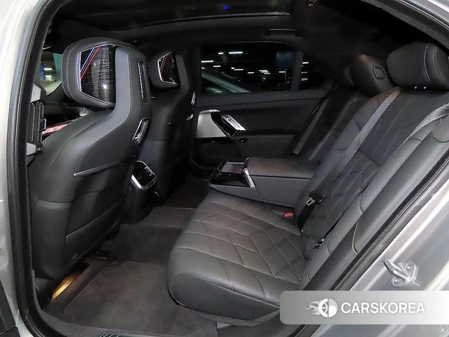 BMW 7 Series (G70) id 4200830 из Кореи 17