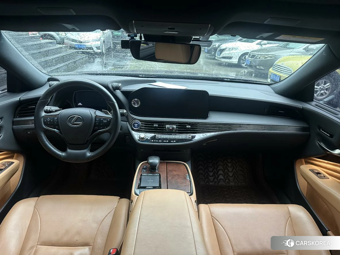Lexus LS id 4473724 из Китая 7