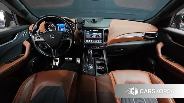 Maserati Levante id 3592904 из Кореи 17