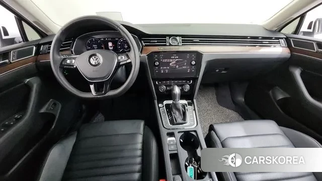 Volkswagen Passat GT (B8) id 3336595 из Кореи 17