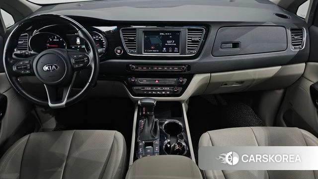 Kia The New Carnival id 4430536 из Кореи 17