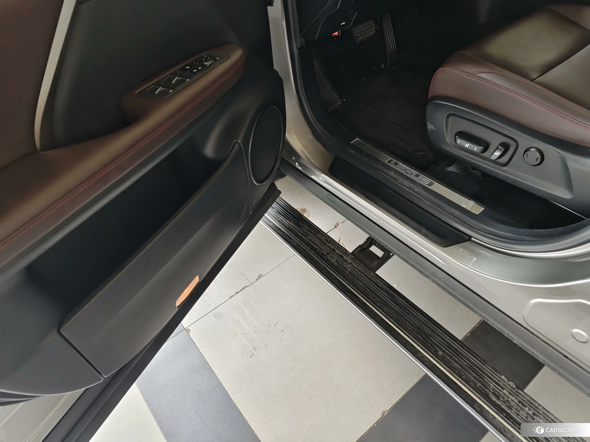 Lexus RX id 4441382 из Китая 24