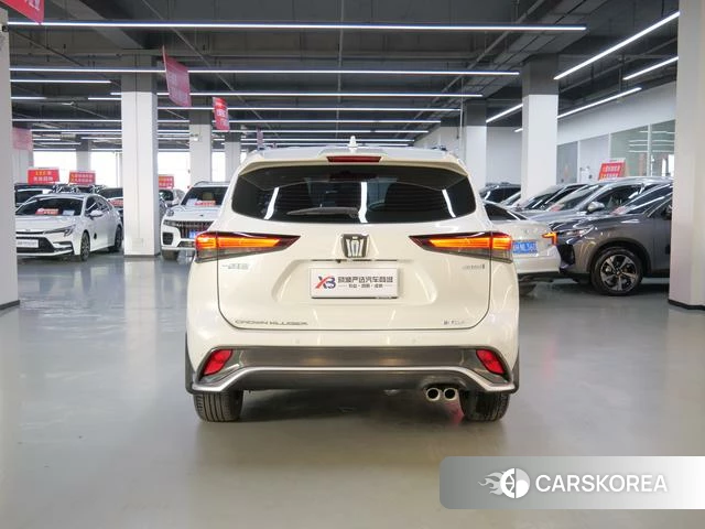 Toyota Crown Lufang id 4220689 из Китая 18