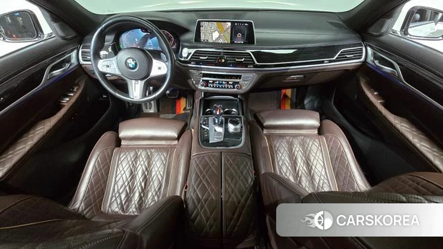 BMW 7 Series (G11) id 4187903 из Кореи 33