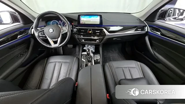 BMW 5 Series (G30) id 3134217 из Кореи 17