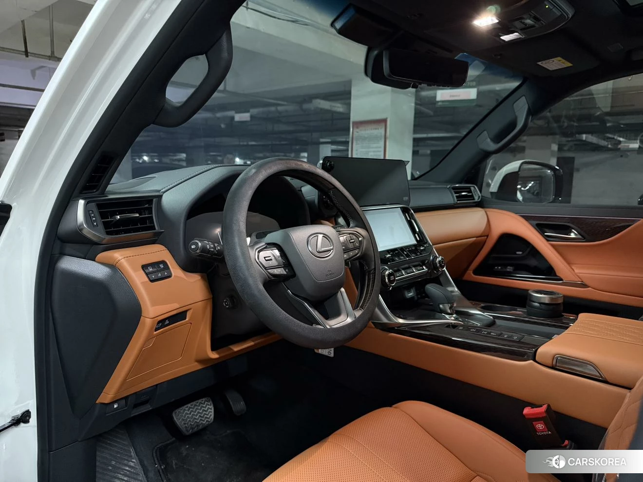 Lexus LX id 4452583 из Китая 9