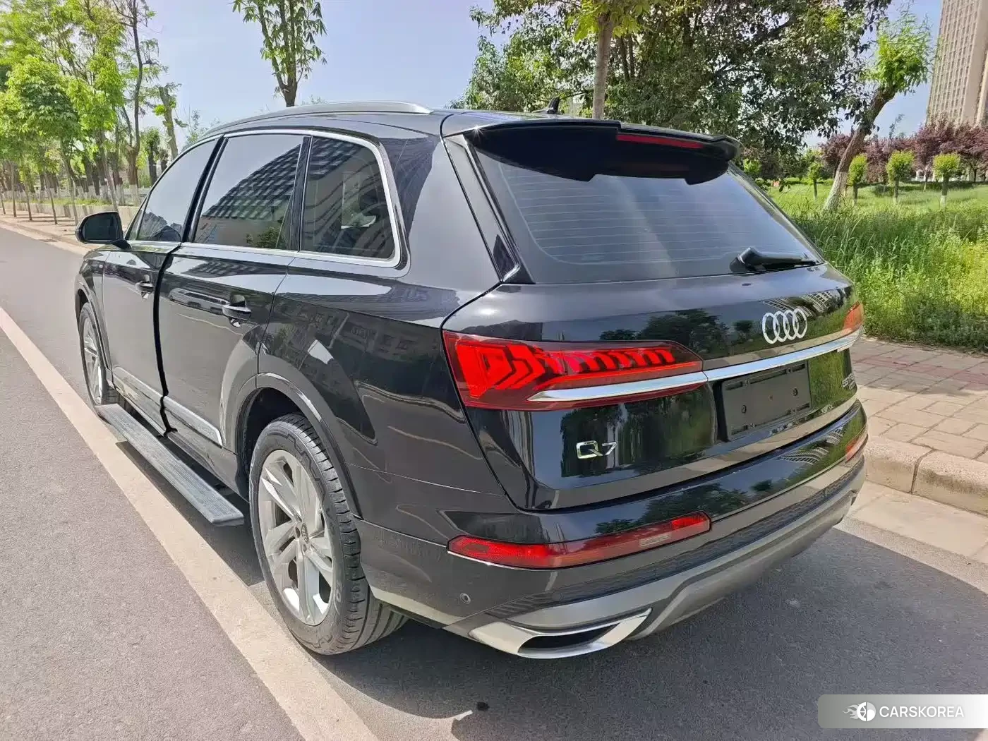 Audi Q7 id 4600900 из Китая 7