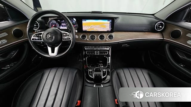 Mercedes-Benz E-Class W213 id 4520031 из Кореи 31