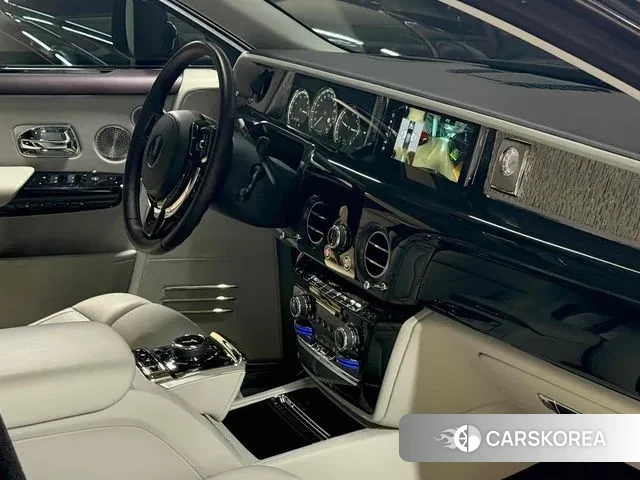 Rolls-Royce Phantom id 3013765 из Кореи 17