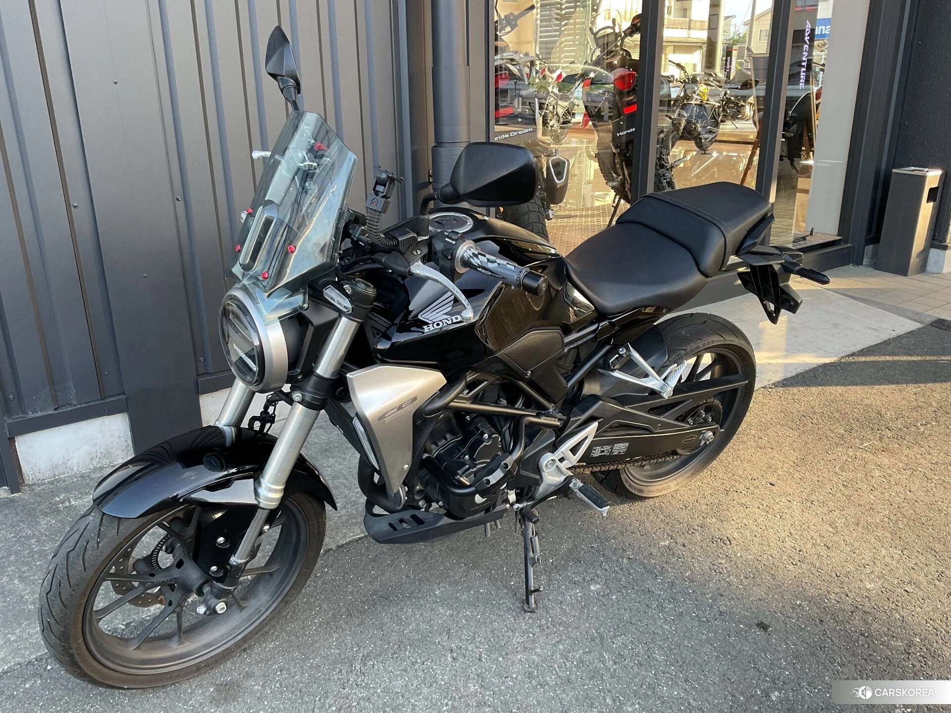 Проданный Honda CB250R id 4184820 из Японии, фото 8