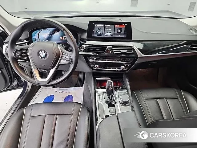 BMW 5 Series (G30) id 3413250 из Кореи 17