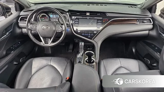 Toyota Camry (XV70) id 2962019 из Кореи 17