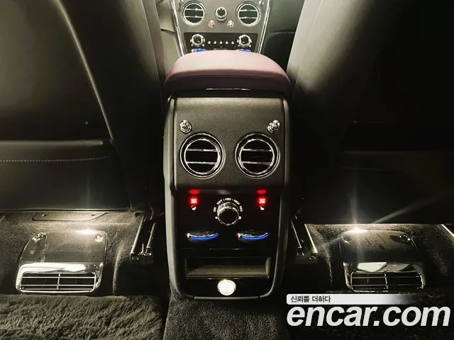 Rolls-Royce Cullinan id 2536129 из Кореи 17