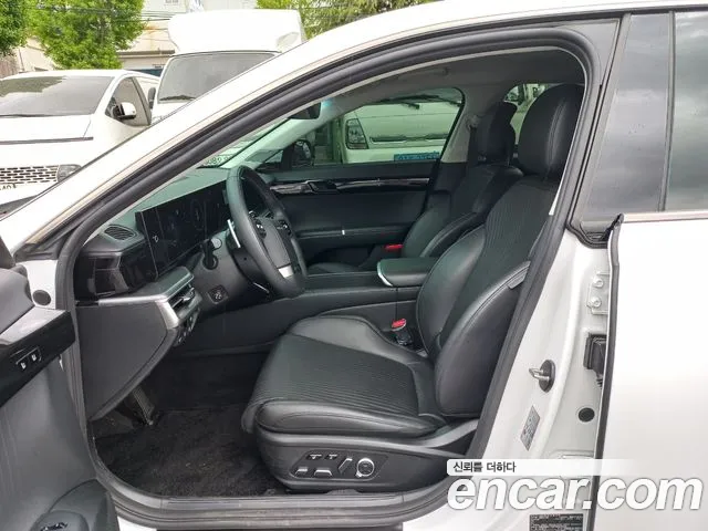 Hyundai Grandeur Hybrid (GN7) id 2685657 из Кореи 17