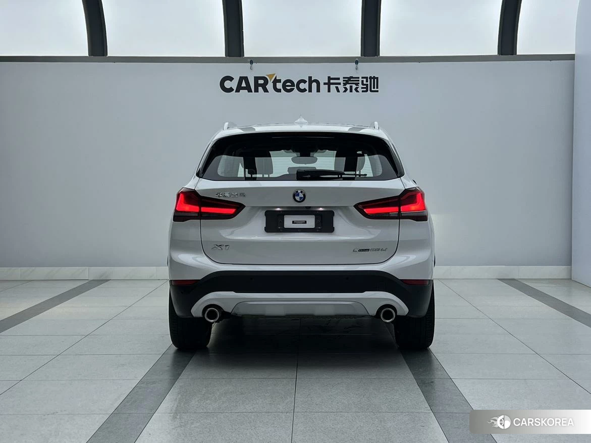 BMW X1 id 4486297 из Китая 12