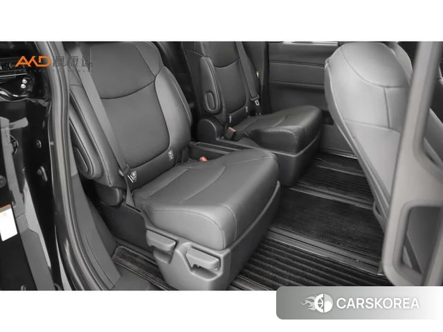 Toyota Grevia id 4262613 из Китая 8