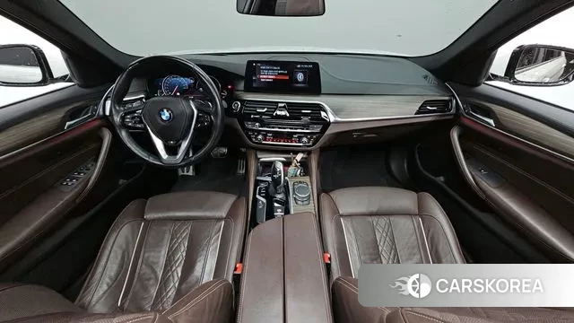 BMW 5 Series (G30) id 3024781 из Кореи 17