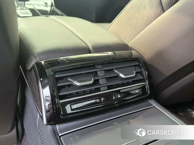 Audi A8 id 4261801 из Китая 25