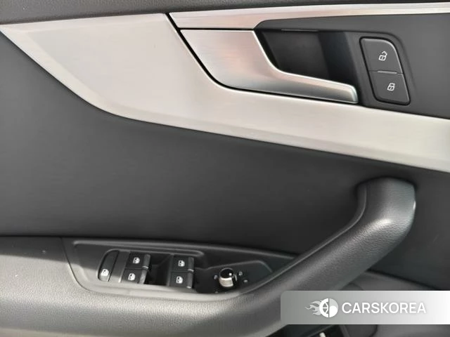 Audi A4L id 4314103 из Китая 10