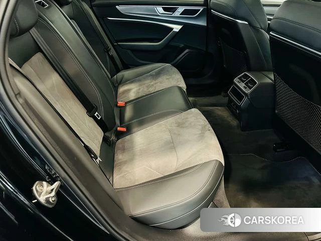 Audi A6L id 4182536 из Китая 13