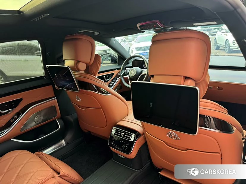 Mercedes-Benz Maybach S-class id 4452047 из Китая 8