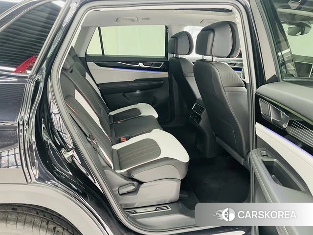 Volkswagen Tourang id 4238750 из Китая 16